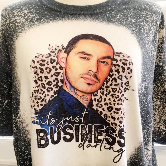 Good Girls Rio Bleach Dye Graphic Tee - Picture 4 of 4